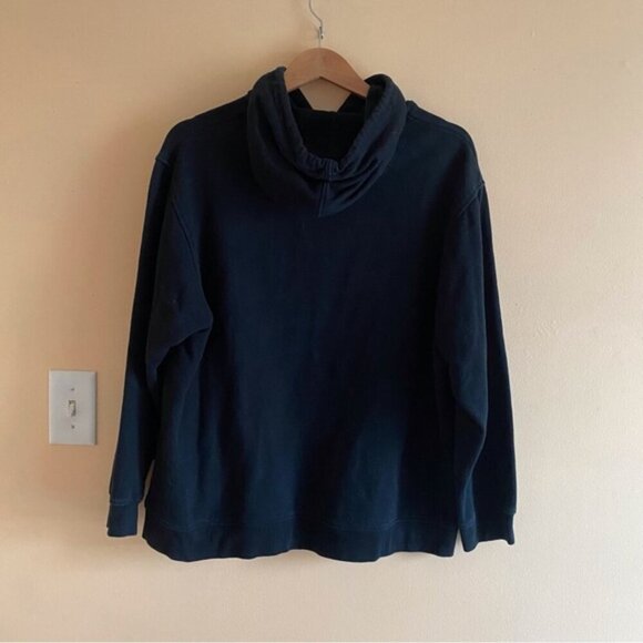 Vintage Black and Blue Wolf Graphic Hoodie - Picture 3 of 15